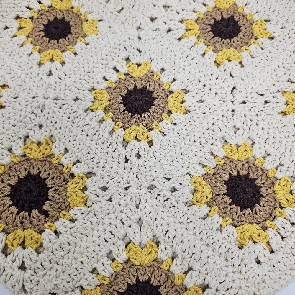 Hand Crochet Hobo Bag Sunflowers Beige Tote Handbag Boho Bohemian NWT - Picture 3 of 3